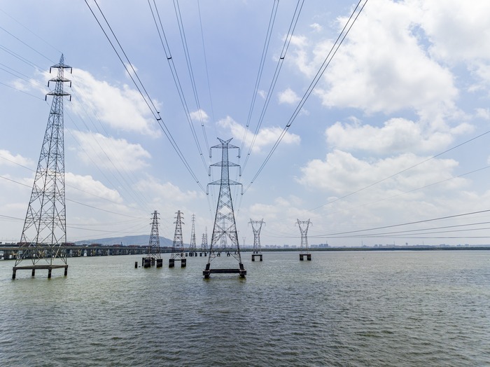 Adani Successfully Integrates Mumbai into the 400 KV National Grid, Bolstering Power Supply for the Metropolis
